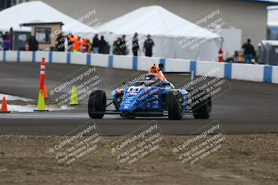 media/Nov-16-2025-CalClub SCCA (Sun) [[2975c16dfc]]/Group 5/Turn 1/